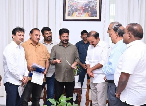 Telangana Poultry Leaders Invite CM to Inaugurate Poultry India