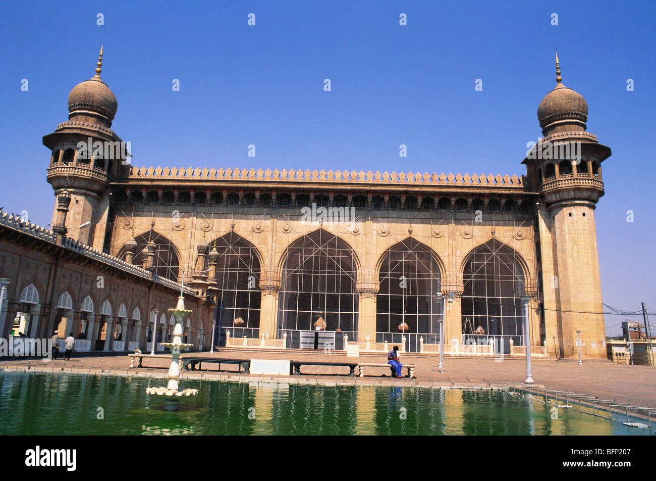 Makkah Masjid view 2