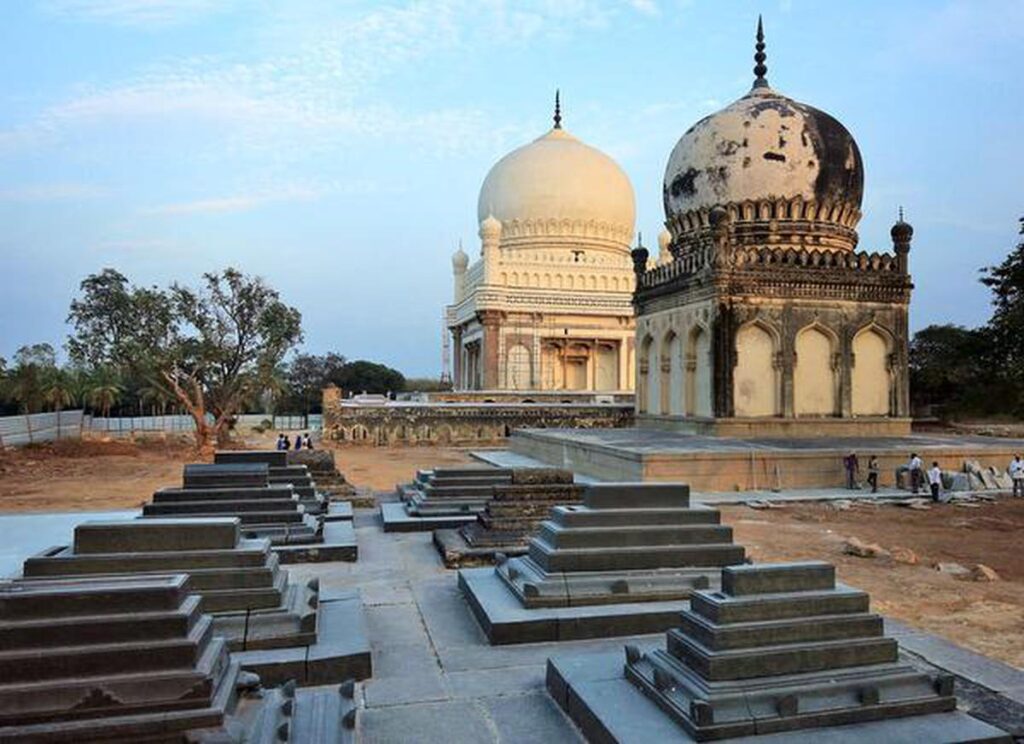 Qutub Shahi Tombs